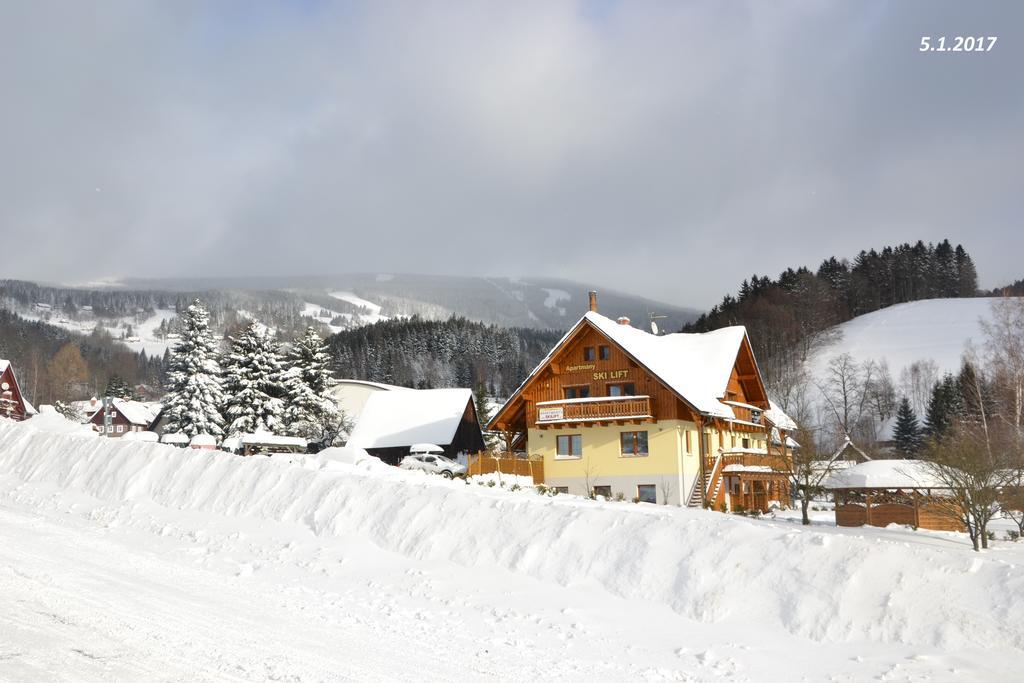 Apartmány Ski Lift Rokytnice nad Jizerou Exterior foto